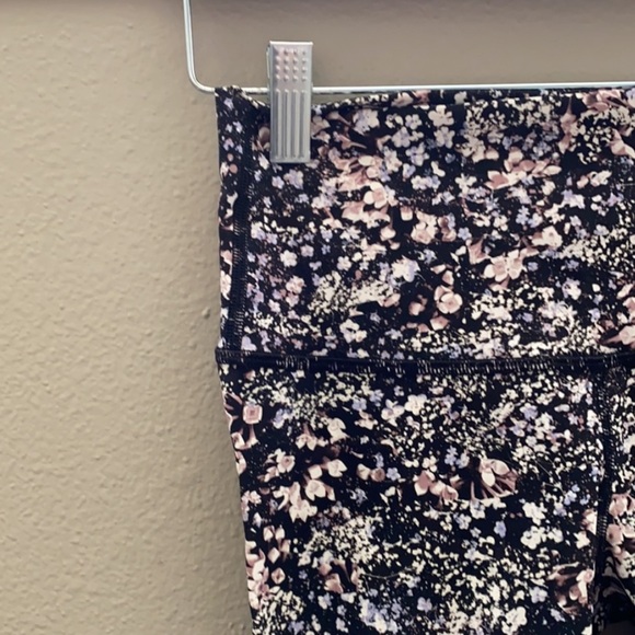 Lululemon X Barre3 COLLAB limited edition floral leggings EUC  🌸 - Picture 2 of 7